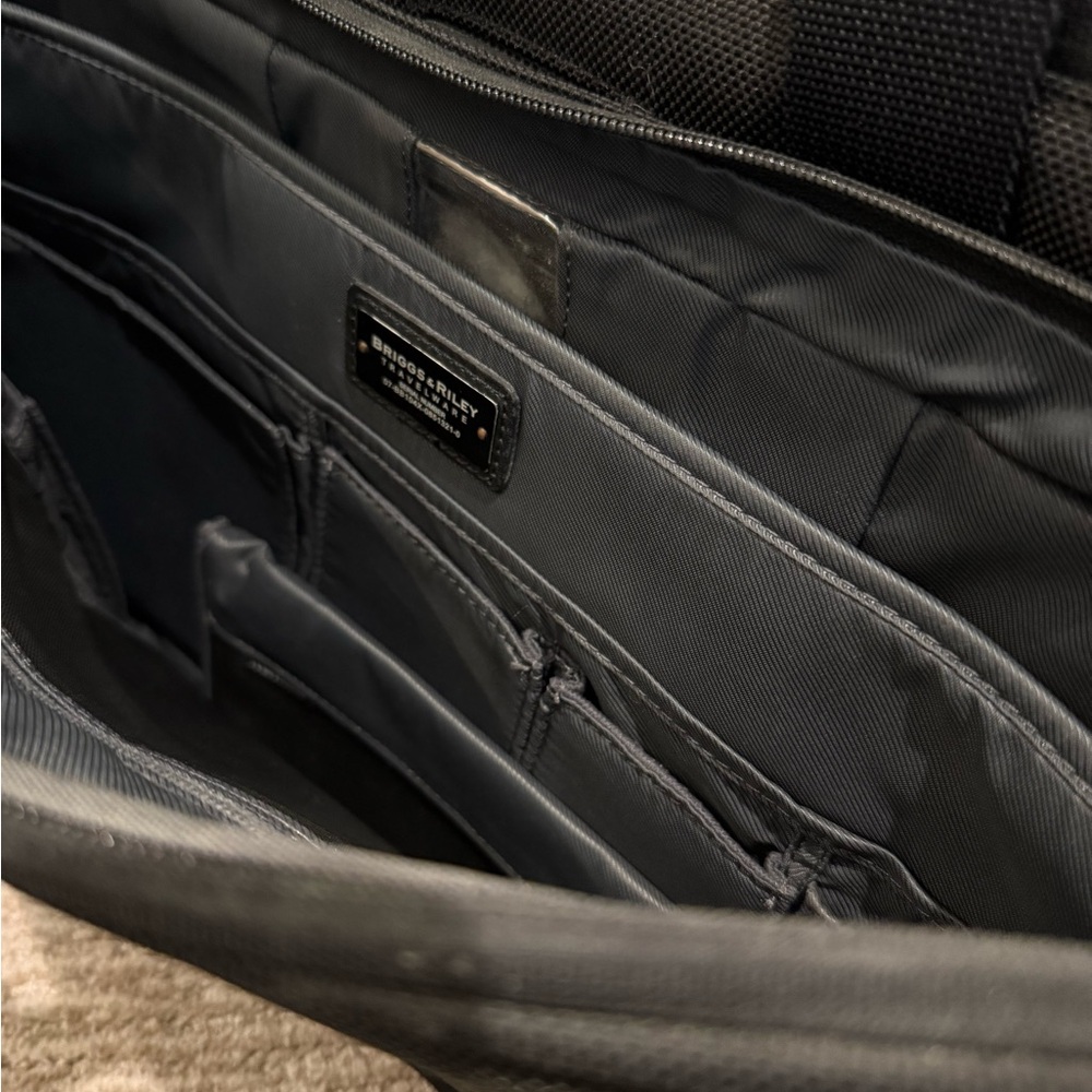 Briggs & Riley Soft Briefcase Bag (like new)